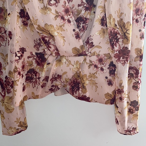 Express women’s deep v faux wrap long sleeve blouse, size small.  100% polyester - Picture 6 of 10